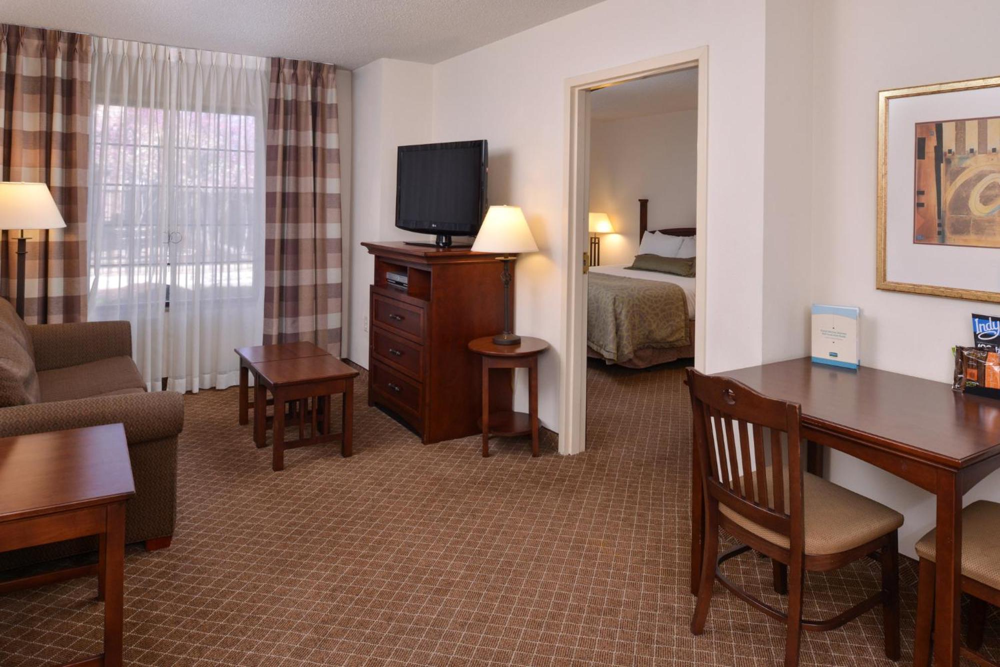 Staybridge Suites Indianapolis-Airport By Ihg Plainfield Exteriör bild