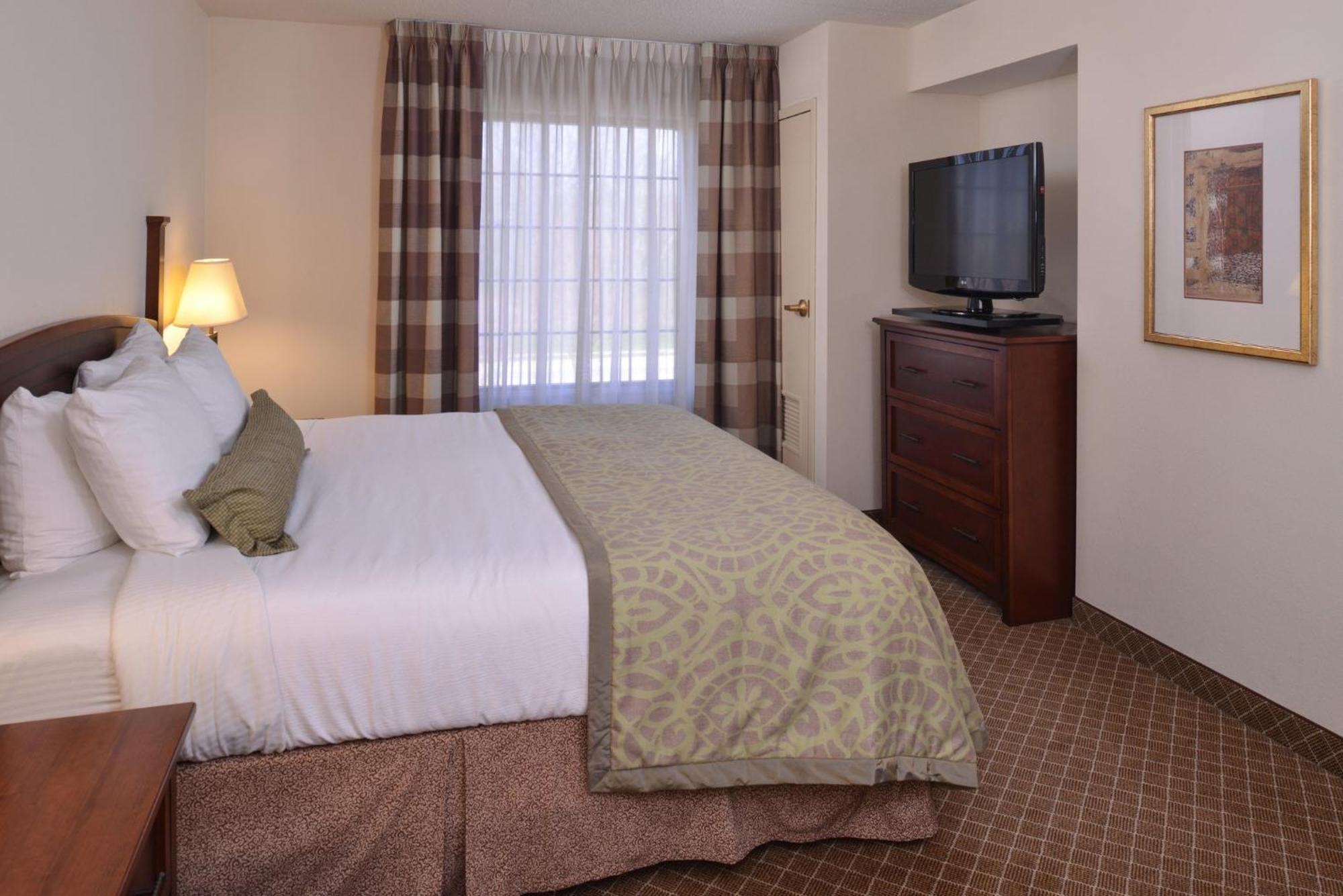 Staybridge Suites Indianapolis-Airport By Ihg Plainfield Exteriör bild